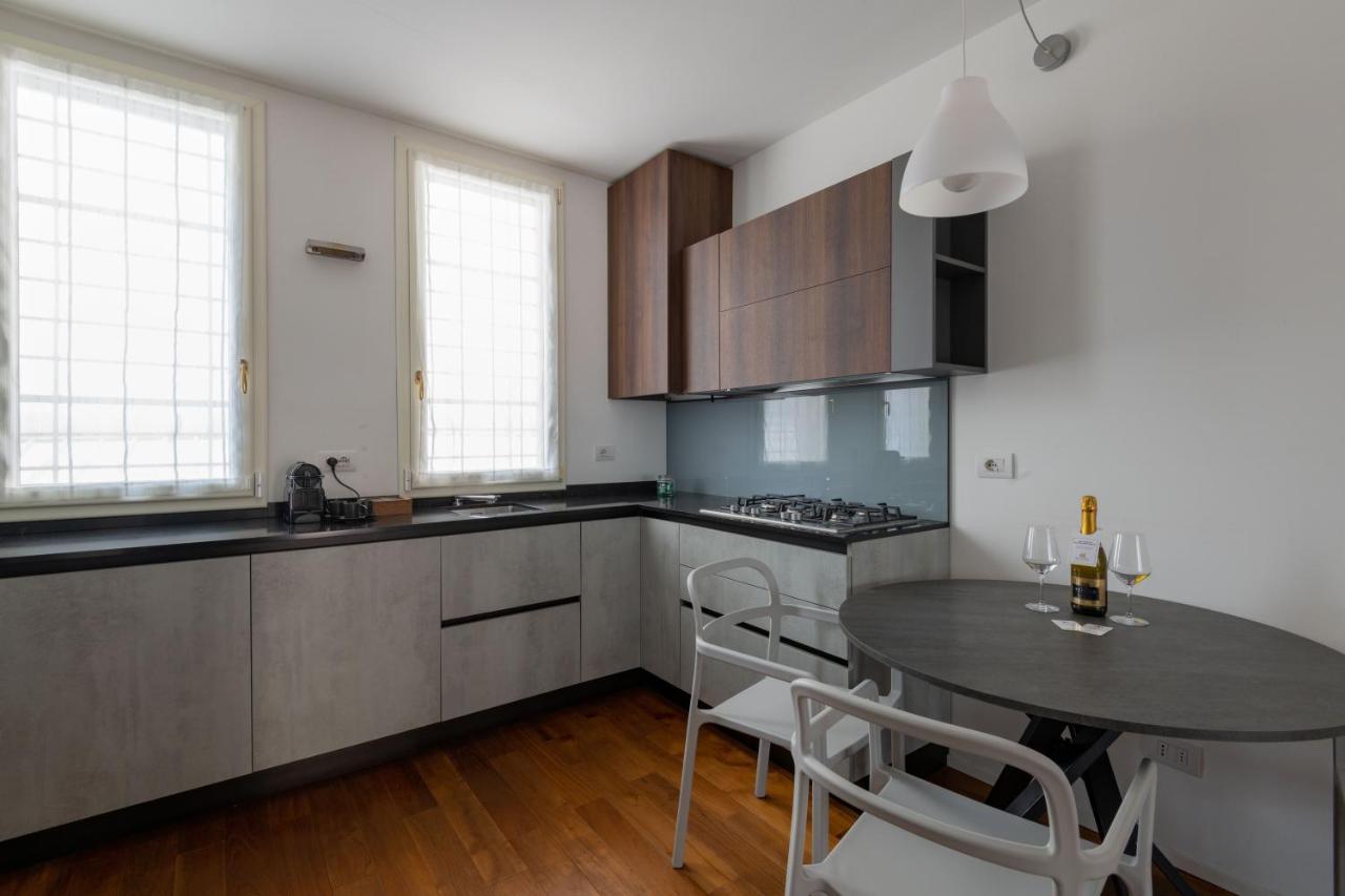 Milano Apartments Voghera Eksteriør bilde