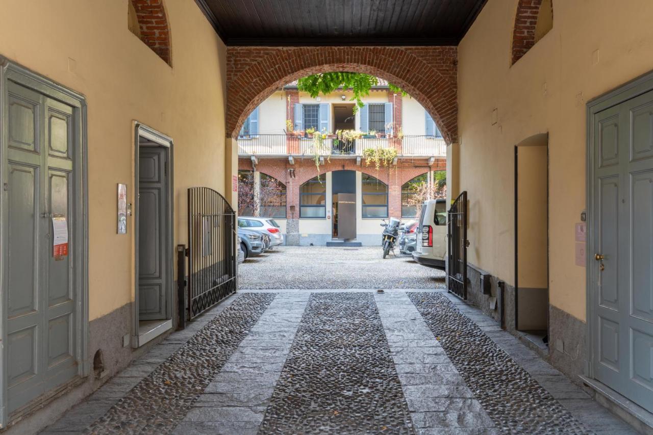 Milano Apartments Voghera Eksteriør bilde